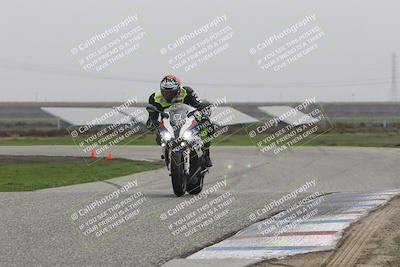 media/Nov-30-2025-TrackDaz (Sun) [[d8b22663df]]/B Group/Session 5 (Wheelie Bump)/